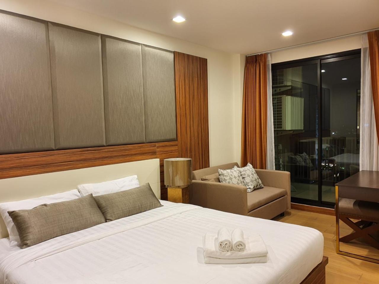 The Astra Suites Chiang Mai Exterior foto
