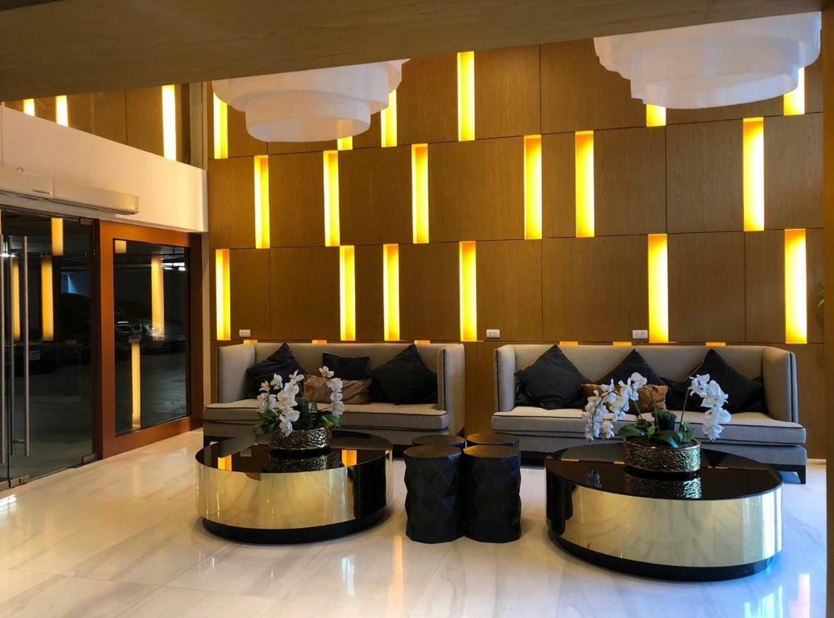 The Astra Suites Chiang Mai Exterior foto